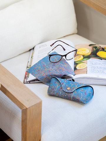 Aboriginal Morning Mist Glasses Case with Snap Button and Lens Cleaner Set