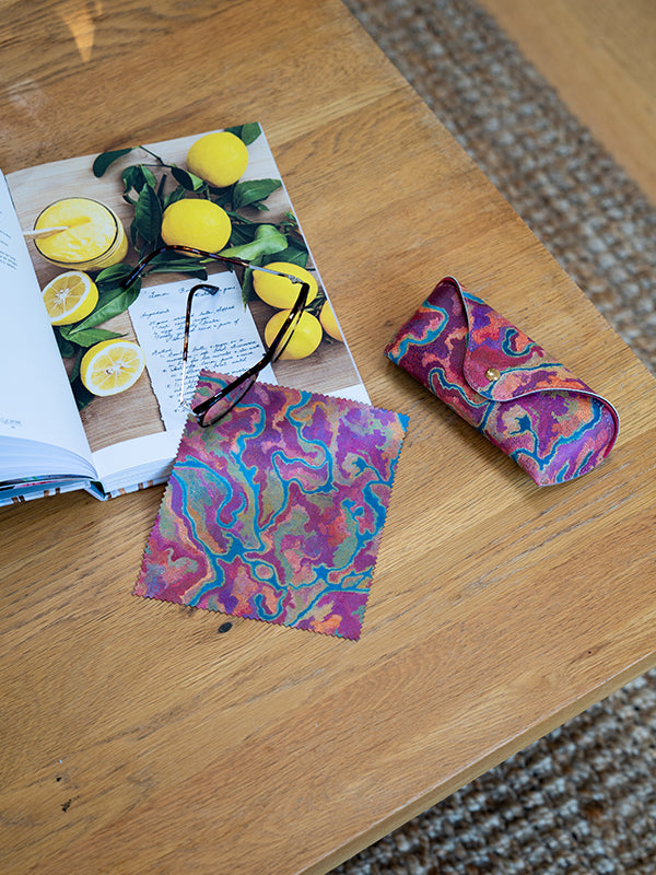 Aboriginal Pilbara Creeks Glasses Case with Snap Button and Lens Cleaner Set